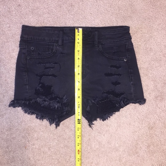 Hi - rise black jean shorts - Picture 3 of 5